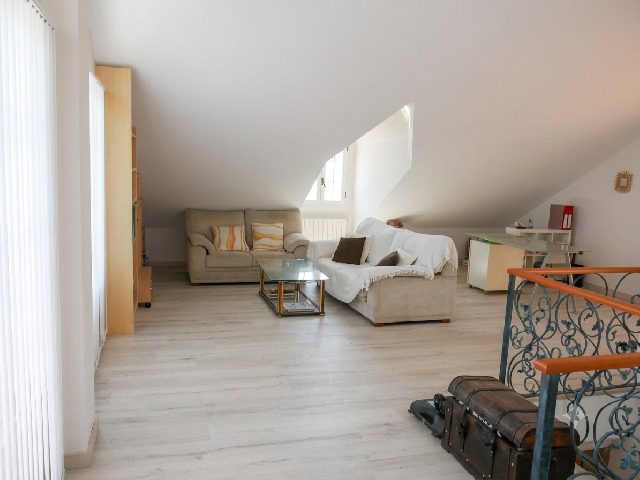 Imagen 35 Inmueble 304237 - Casa Pareada en venta en Sagunto/sagunt / Junto al Pabellón René Marigil y el Centro Médico.