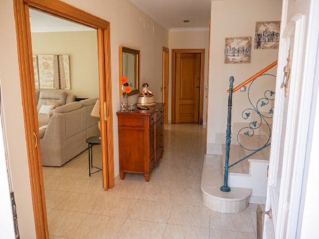 Imagen 2 Inmueble 304237 - Casa Pareada en venta en Sagunto/sagunt / Junto al Pabellón René Marigil y el Centro Médico.