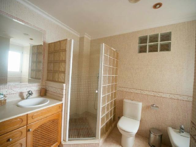 Imagen 24 Inmueble 304237 - Casa Pareada en venta en Sagunto/sagunt / Junto al Pabellón René Marigil y el Centro Médico.