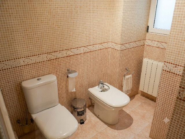 Imagen 27 Inmueble 304237 - Casa Pareada en venta en Sagunto/sagunt / Junto al Pabellón René Marigil y el Centro Médico.