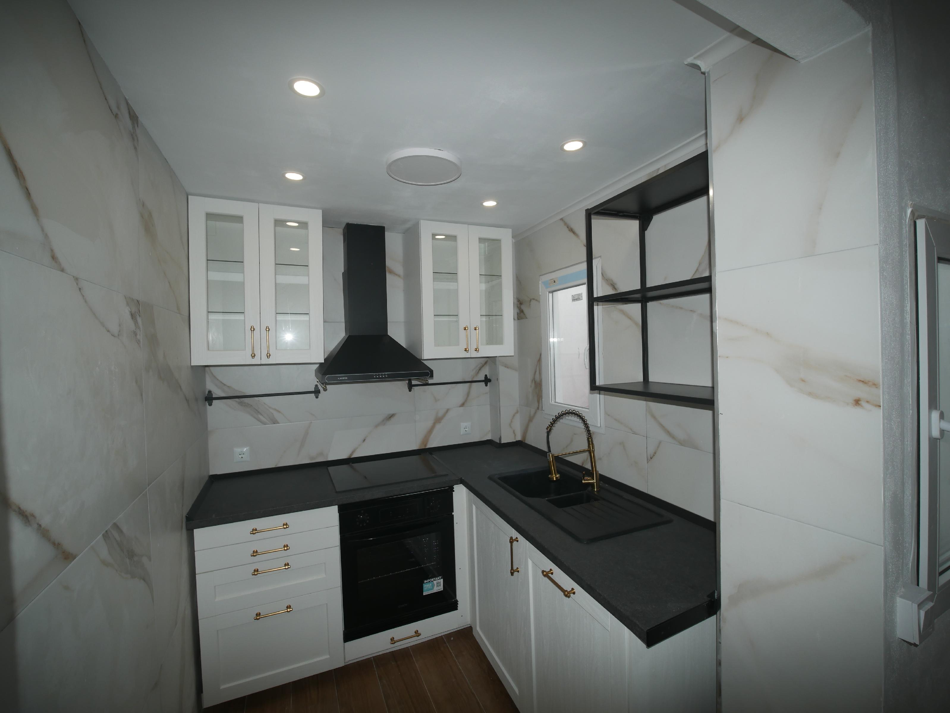 Imagen 7 Casa Pareada en venta en Sagunto/sagunt / Barrio Juderia. Al pie del castillo.
