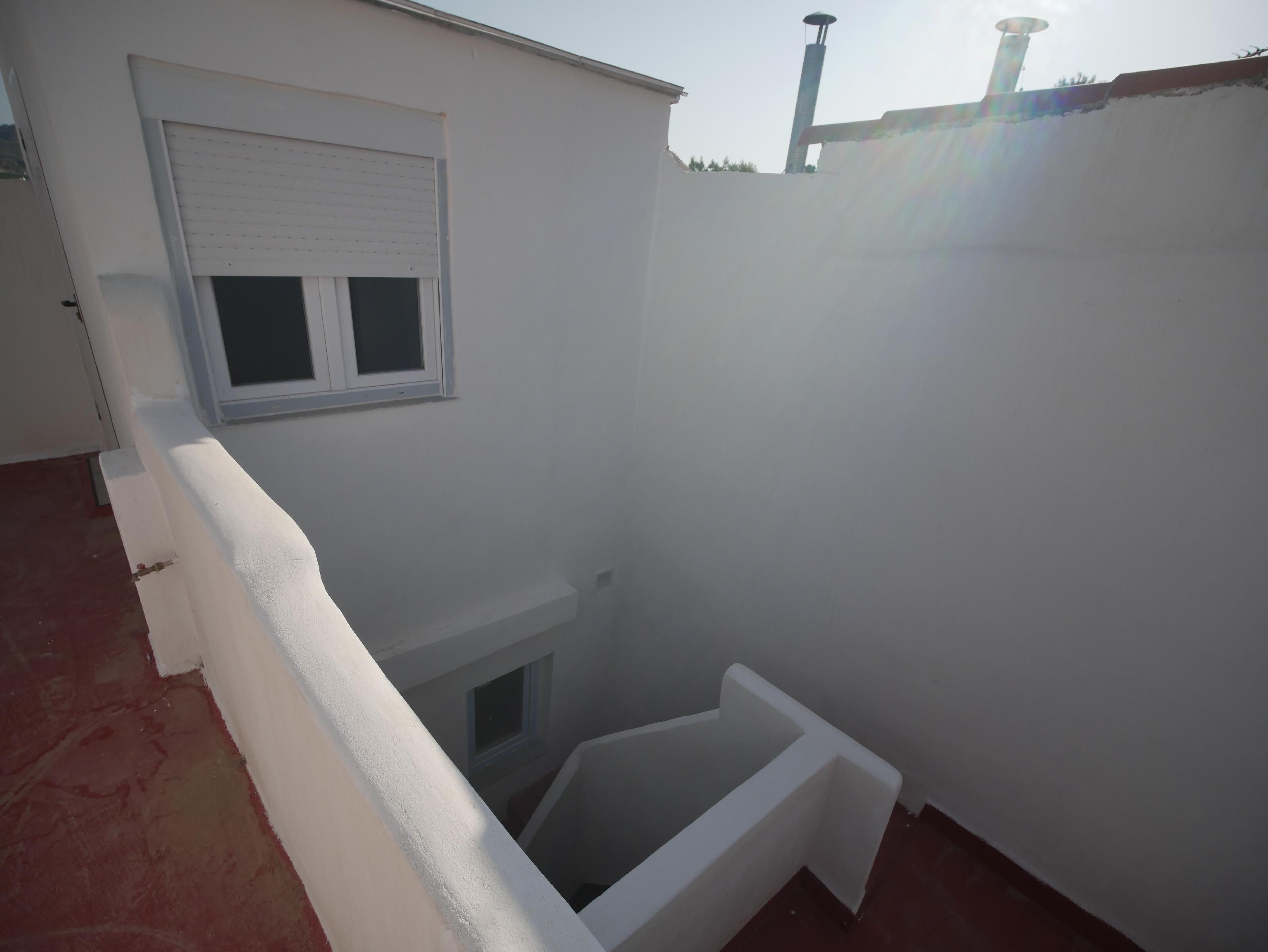 Imagen 9 Casa Pareada en venta en Sagunto/sagunt / Barrio Juderia. Al pie del castillo.