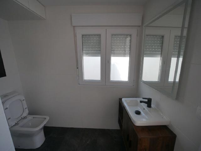 Imagen 12 Inmueble 305270 - Casa Pareada en venta en Sagunto/sagunt / Barrio Juderia. Al pie del castillo.