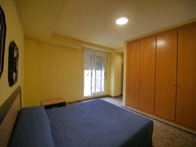 Imagen 1 Inmueble 306144 - Planta Baja en venta en Sagunto/sagunt / Junto Avenida 3 de Abril y la Plaza Ibérica.