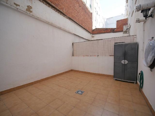 Imagen 17 Inmueble 306144 - Planta Baja en venta en Sagunto/sagunt / Junto Avenida 3 de Abril y la Plaza Ibérica.