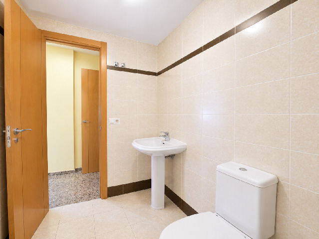Imagen 13 Inmueble 306144 - Planta Baja en venta en Sagunto/sagunt / Junto Avenida 3 de Abril y la Plaza Ibérica.