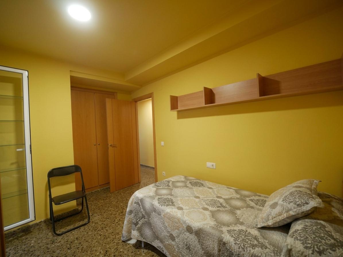Imagen 9 Planta Baja en venta en Sagunto/sagunt / Junto Avenida 3 de Abril y la Plaza Ibérica.