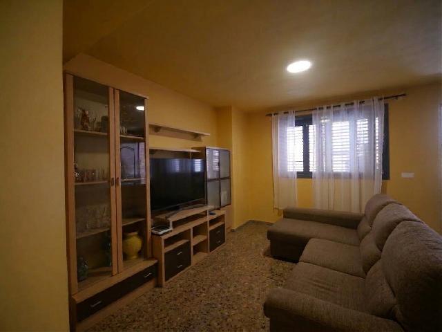 Imagen 4 Inmueble 306144 - Planta Baja en venta en Sagunto/sagunt / Junto Avenida 3 de Abril y la Plaza Ibérica.