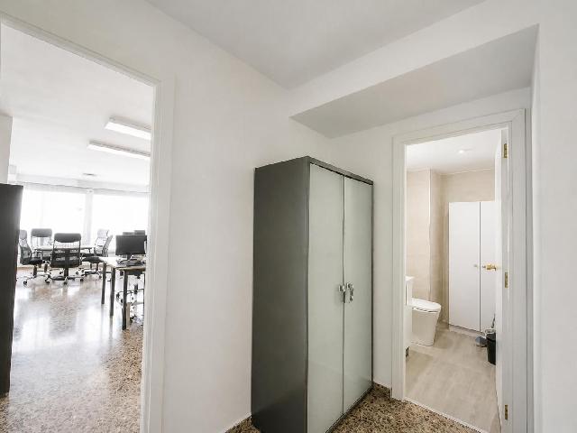 Imagen 8 Inmueble 306683 - Oficina Comercial en venta en Vall D´uixó (La) / En plena avenida Jaime I el conqueridor.