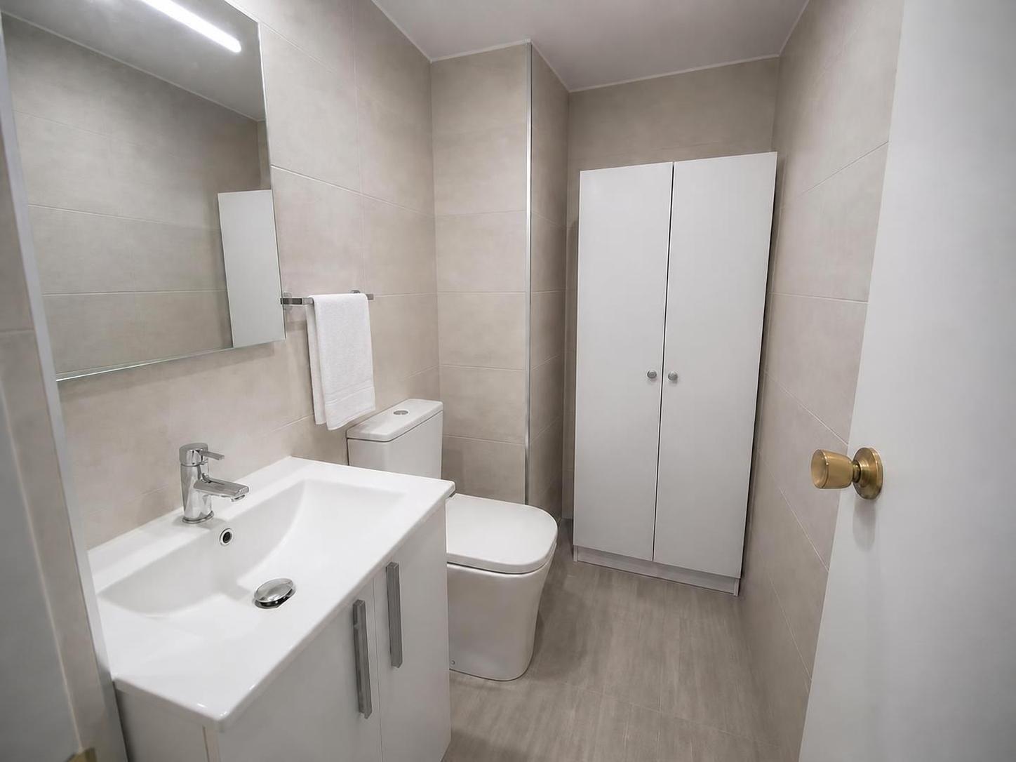 Imagen 9 Oficina Comercial en venta en Vall D´uixó La / En plena avenida Jaime I el conqueridor.
