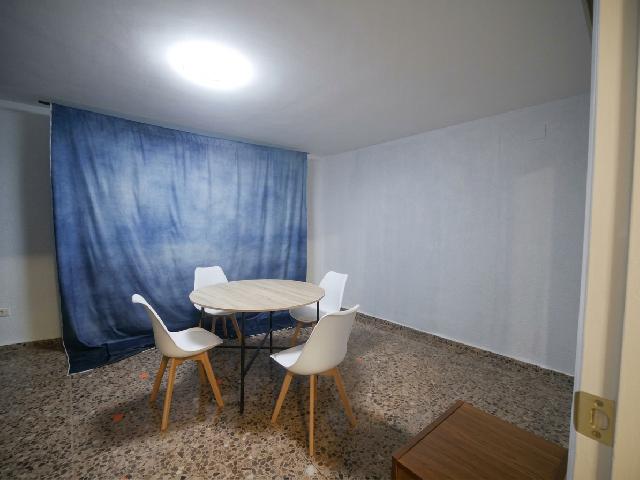 Imagen 6 Inmueble 306683 - Oficina Comercial en venta en Vall D´uixó (La) / En plena avenida Jaime I el conqueridor.