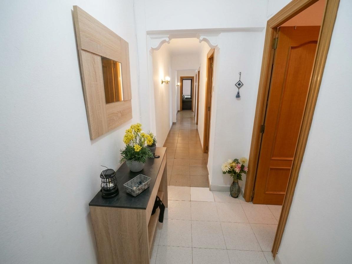 Imagen 2 Piso en venta en Sagunto/sagunt / Cerca del Pabellón Deportivo José Veral