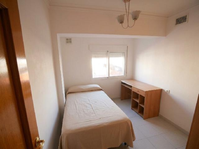 Imagen 14 Inmueble 306825 - Piso en venta en Sagunto/sagunt / Cerca del Pabellón Deportivo José Veral