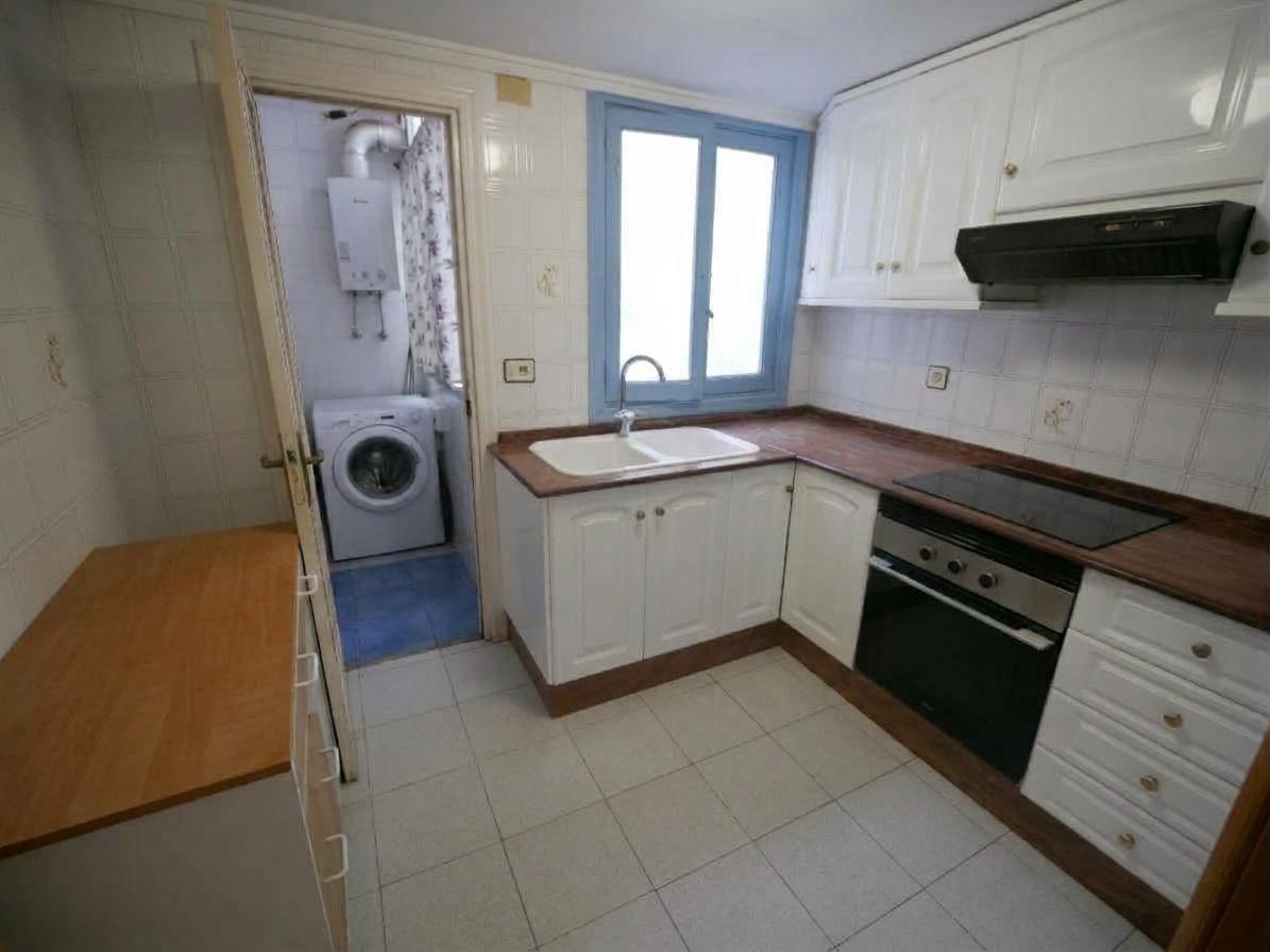 Imagen 9 Piso en venta en Sagunto/sagunt / Cerca del Pabellón Deportivo José Veral