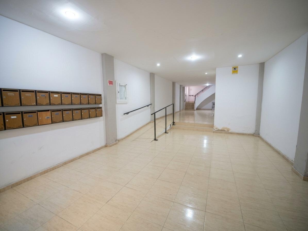 Imagen 17 Piso en venta en Sagunto/sagunt / Cerca del Pabellón Deportivo José Veral