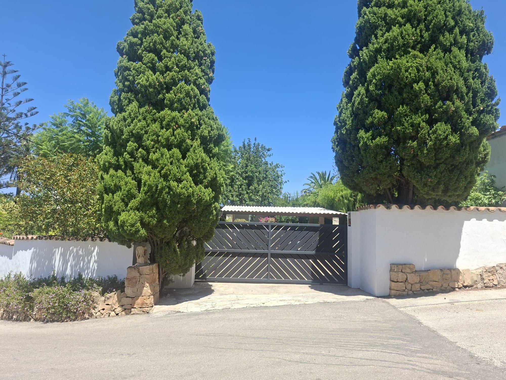 Imagen 2 Casa Aislada en venta en Dénia / Zona santa lucia área residencia cerca de Denia