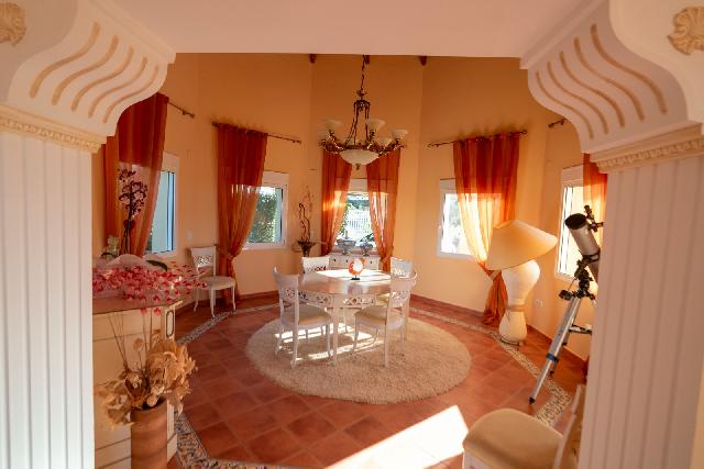 Imagen 10 Inmueble 304152 - Casa Aislada en venta en Dénia / Zona Montgo Denia