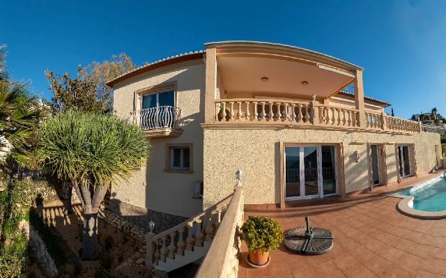 Imagen 2 Inmueble 304152 - Casa Aislada en venta en Dénia / Zona Montgo Denia