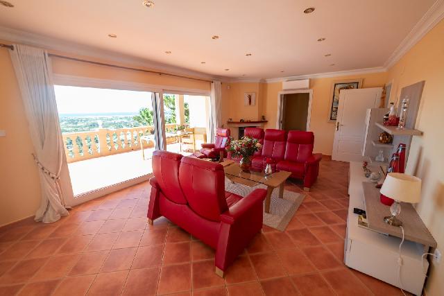 Imagen 14 Inmueble 304152 - Casa Aislada en venta en Dénia / Zona Montgo Denia