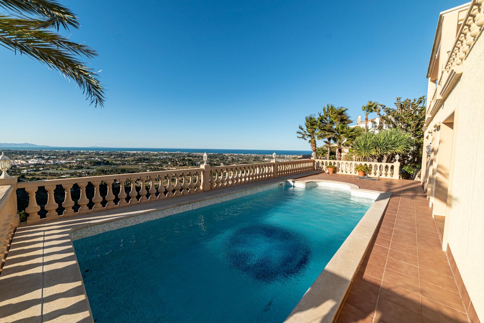 Imagen 7 Casa Aislada en venta en Dénia / Zona Montgo Denia