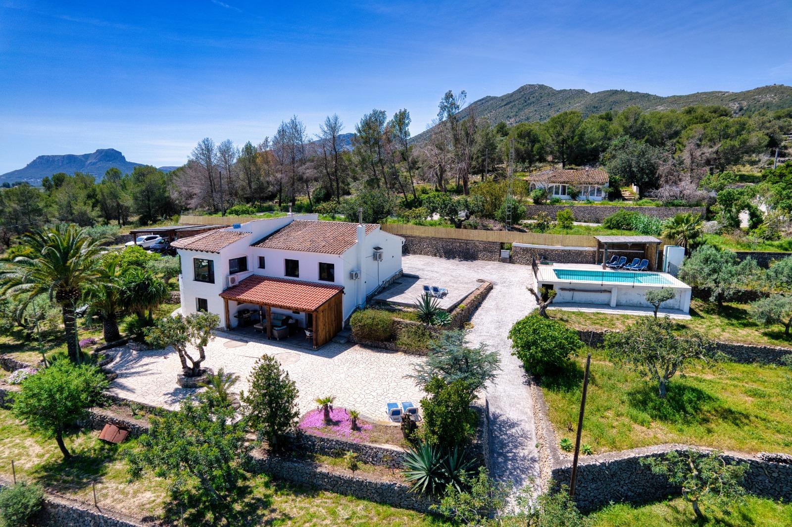 Imagen 1 Casa Aislada en venta en Benissa / Zona rustica benissa alicante