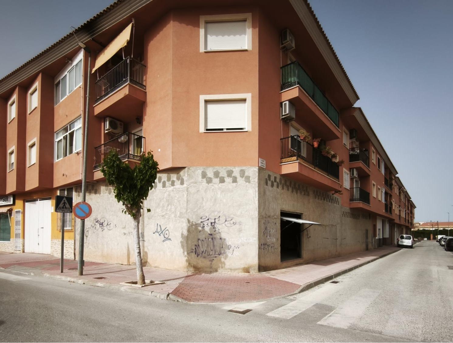Imagen 1 Local Comercial en venta en Mula / Junto a Mercadona