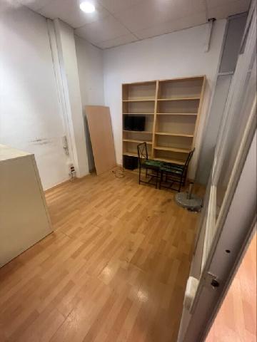 Imagen 12 Inmueble 302034 - Local Comercial en venta en Hospitalet De Llobregat (L´) / Gran local/oficina en venta