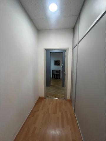 Imagen 15 Inmueble 302034 - Local Comercial en venta en Hospitalet De Llobregat (L´) / Gran local/oficina en venta