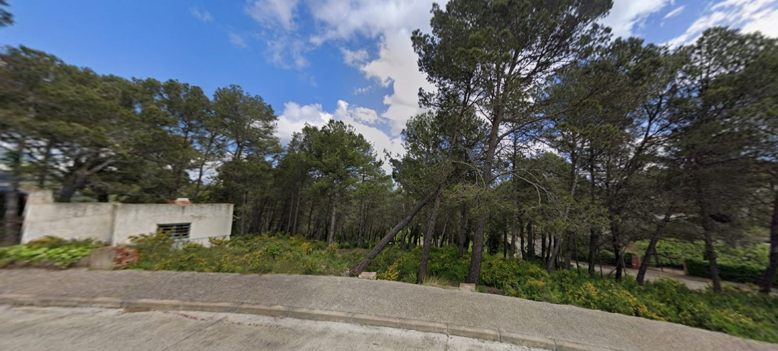 Imagen 2 Solar Urbano en venta en Torrelles De Foix / Se vende magnífico terreno urbanizable.