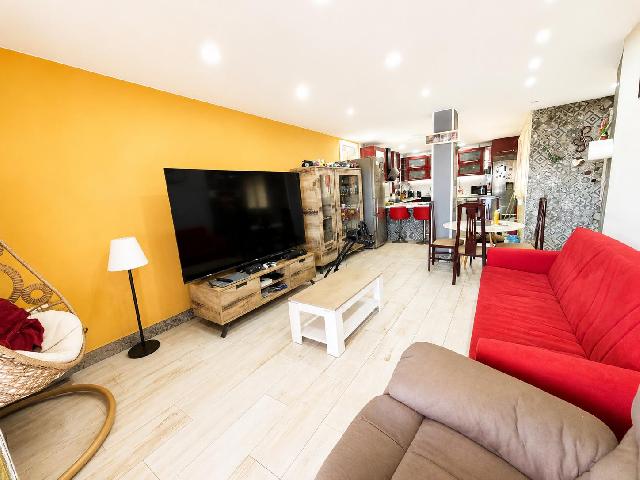 Imagen 2 Inmueble 303008 - Ático en venta en Prat De Llobregat (El) / Apeles Mestre 39