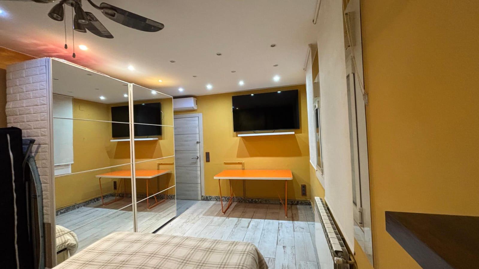Imagen 13 Piso en venta en Prat De Llobregat El / Apeles Mestre 39