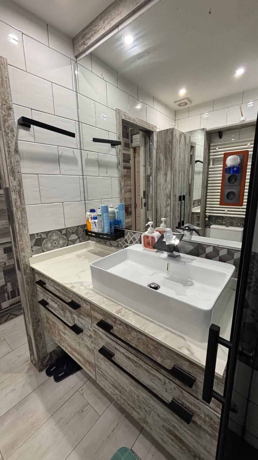 Imagen 4 Piso en venta en Prat De Llobregat El / Apeles Mestre 39
