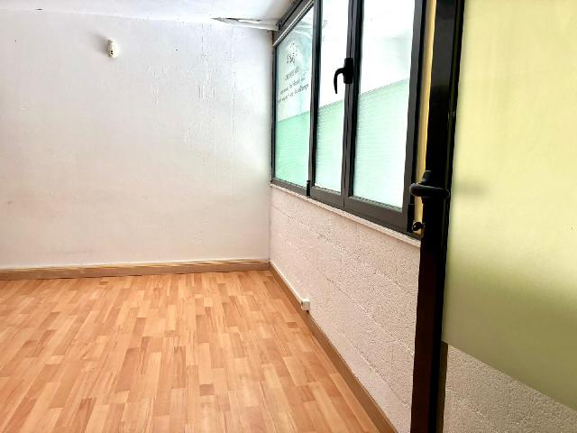 Imagen 7 Inmueble 302667 - Local Comercial en venta en Sant Feliu De Llobregat / Cercano a la estación del trambaix C...