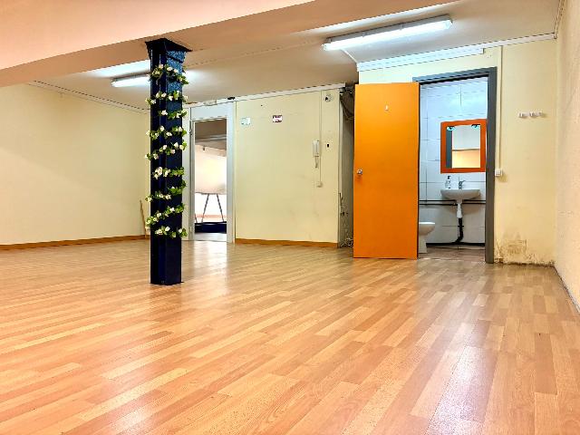 Imagen 15 Inmueble 302667 - Local Comercial en venta en Sant Feliu De Llobregat / Cercano a la estación del trambaix C...