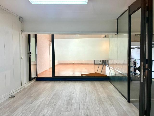Imagen 9 Inmueble 302667 - Local Comercial en venta en Sant Feliu De Llobregat / Cercano a la estación del trambaix C...
