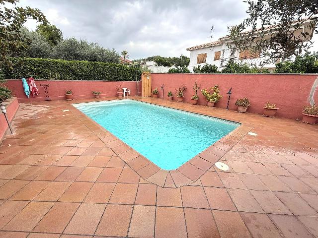 Imagen 26 Inmueble 293658 - Casa Aislada en venta en Sant Jaume Dels Domenys / En la Urbanización el Papagai
