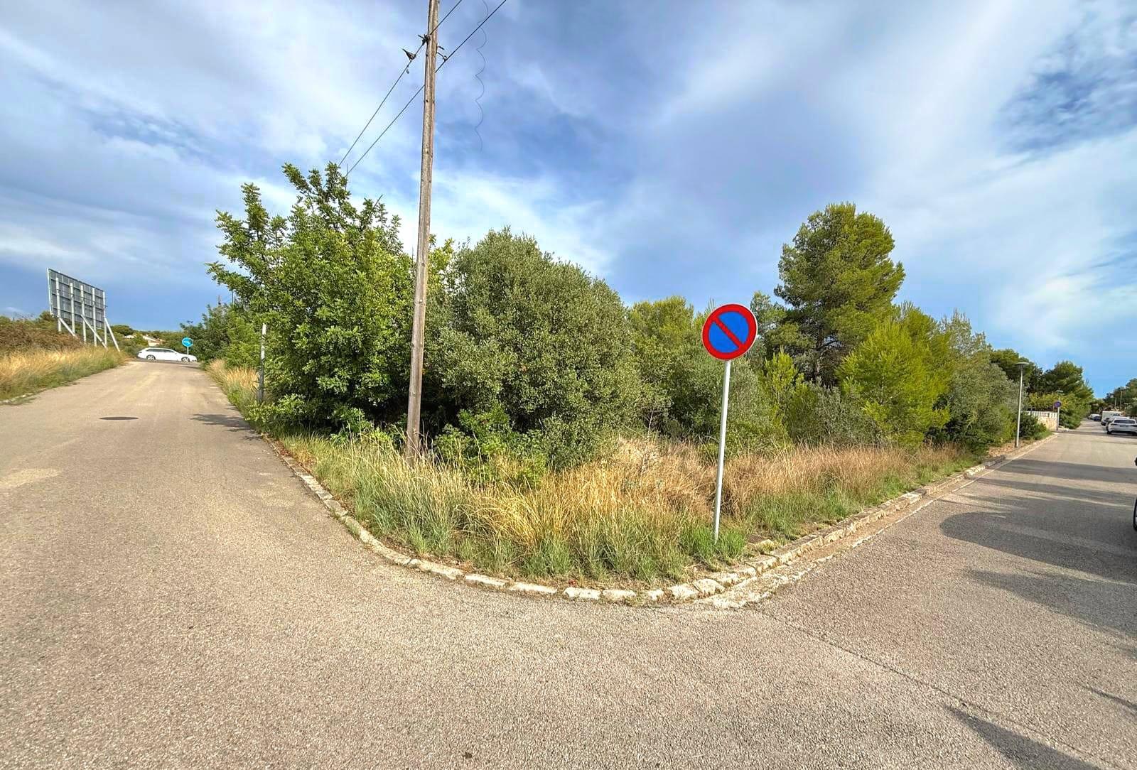Imagen 2 Solar Urbano en venta en Vendrell El / A 500 metros de la C-31 y cerca del campo de golf.