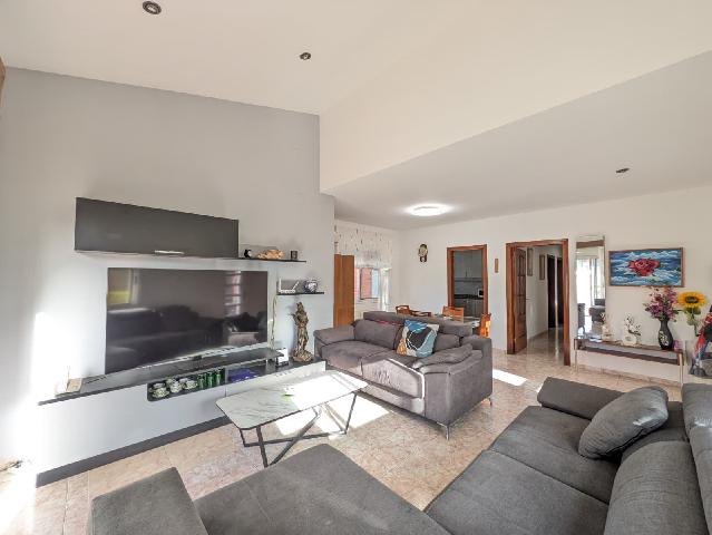 Imagen 11 Inmueble 302118 - Casa Aislada en venta en Bisbal Del Penedès (La) / Junto al centro del pueblo