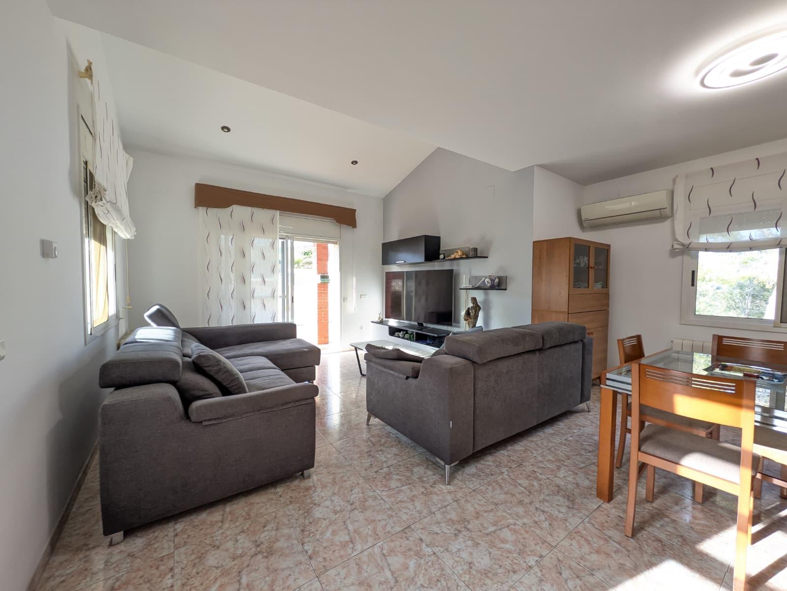 Imagen 13 Casa Aislada en venta en Bisbal Del Penedès La / Junto al centro del pueblo