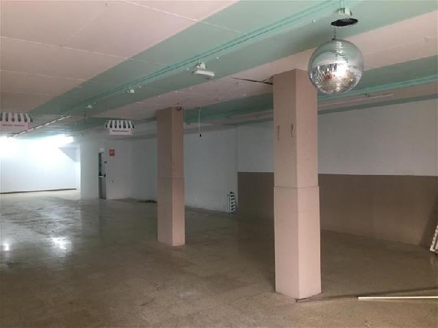 Imagen 4 Inmueble 303856 - Local Comercial en alquiler en Torredembarra / Junto al centro de Torredembarra