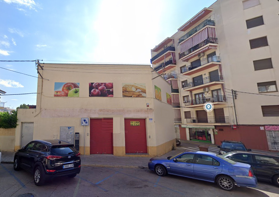 Imagen 2 Local Comercial en alquiler en Torredembarra / Junto al centro de Torredembarra
