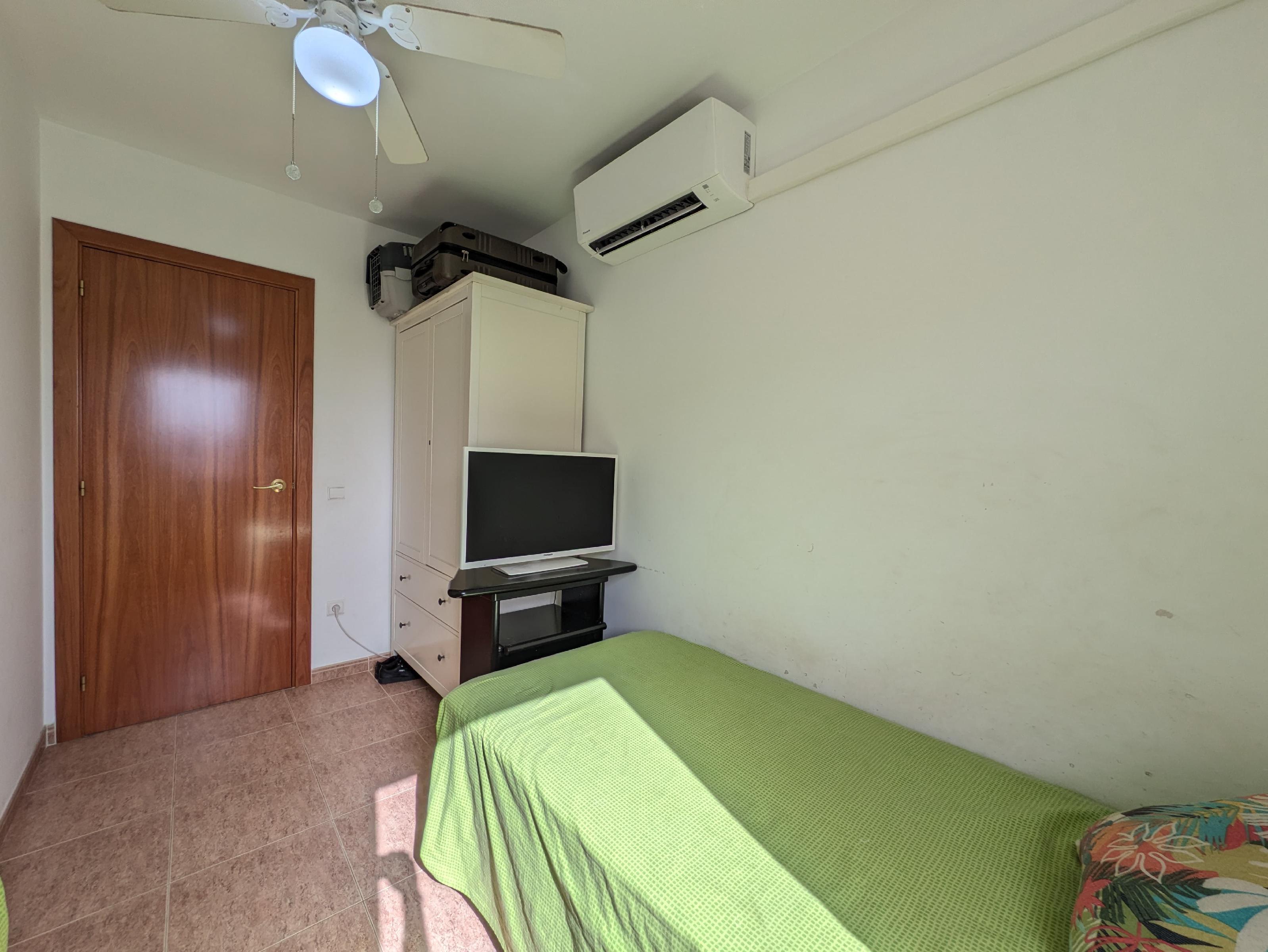 Imagen 24 Casa Adosada en venta en Creixell / A 15 minutos caminando de la playa de Creixell