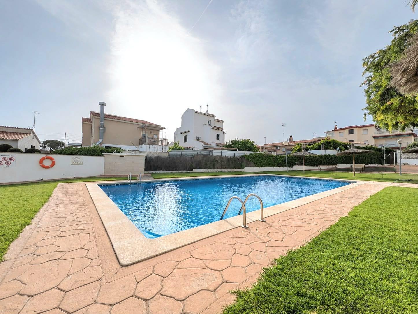 Imagen 38 Casa Adosada en venta en Creixell / A 15 minutos caminando de la playa de Creixell