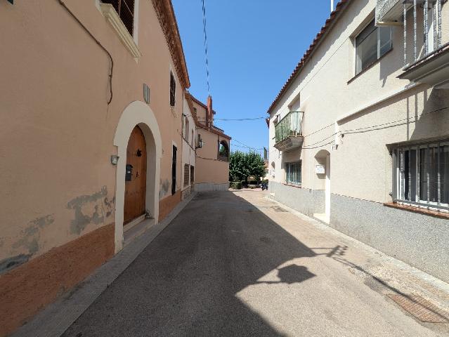 Imagen 1 Inmueble 304812 - Casa Adosada en venta en Castellet I La Gornal / A tan solo 2 minutos del núcleo urbano