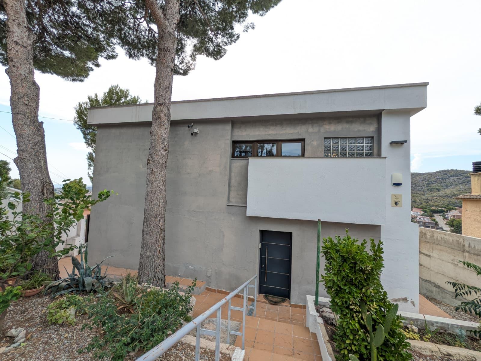 Imagen 2 Casa Aislada en venta en Vendrell El / Urbanización Mas Astor, a 10m en coche del Vendrell.