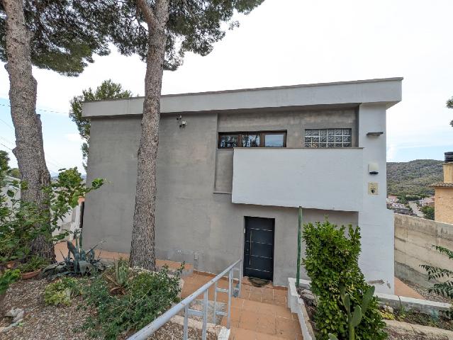 Imagen 2 Inmueble 305302 - Casa Aislada en venta en Vendrell (El) / Urbanización Mas Astor, a 10m en coche del Vendrell.