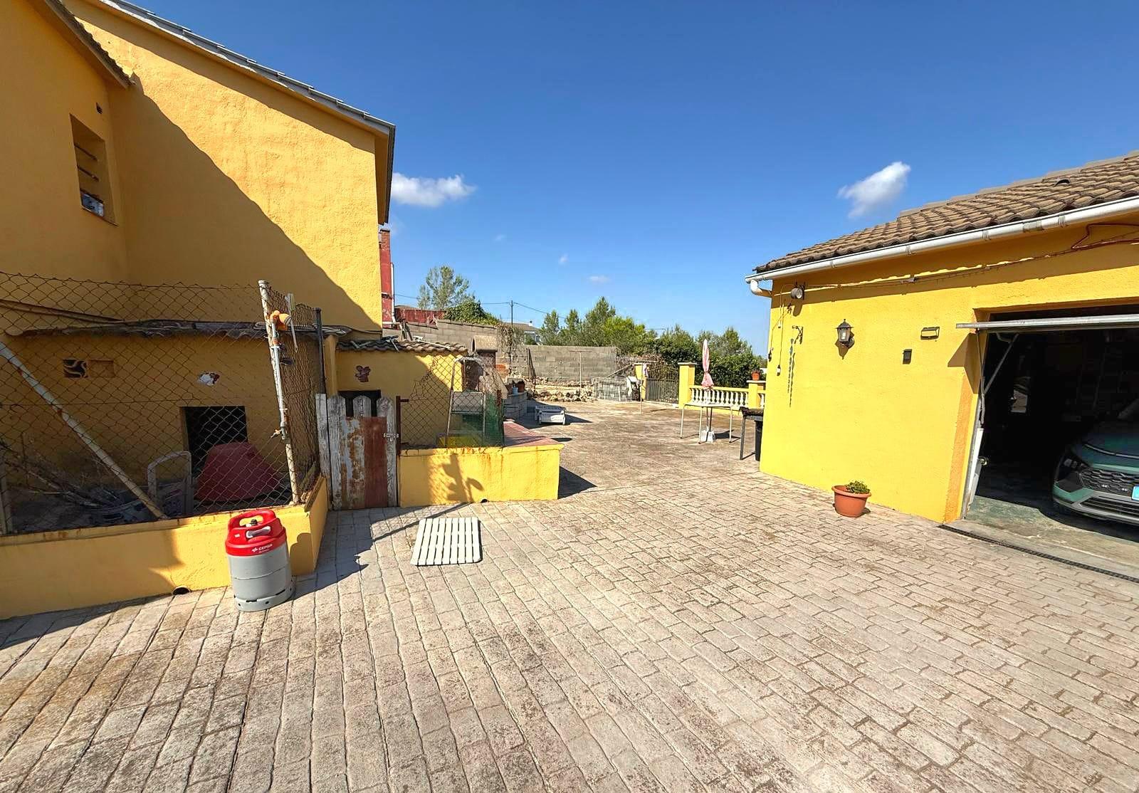 Imagen 5 Casa Aislada en venta en Bisbal Del Penedès La / Urb. Can Gordei, La Bisbal Del Penedés.