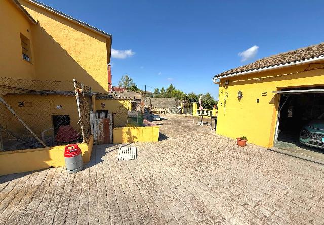 Imagen 5 Inmueble 305804 - Casa Aislada en venta en Bisbal Del Penedès (La) / Urb. Can Gordei, La Bisbal Del Penedés.