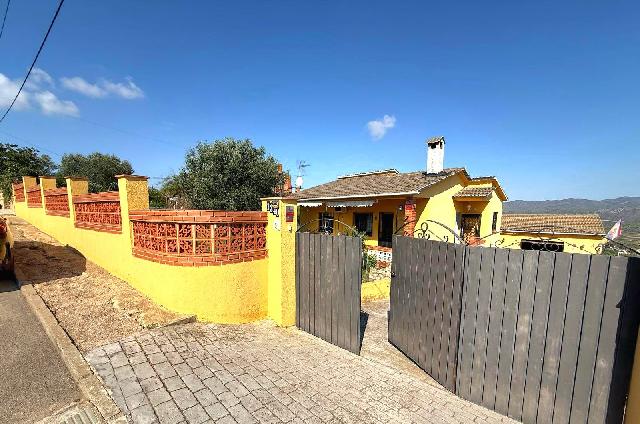 Imagen 2 Inmueble 305804 - Casa Aislada en venta en Bisbal Del Penedès (La) / Urb. Can Gordei, La Bisbal Del Penedés.