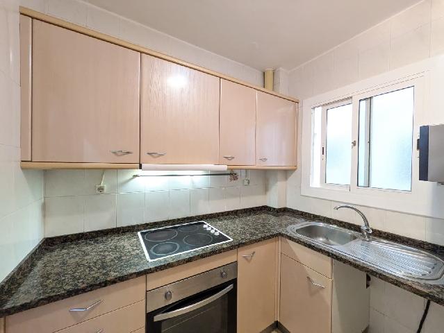 Imagen 10 Inmueble 306128 - Apartamento en venta en Vendrell (El) / Ubicación céntrica, junto a todos los servicios